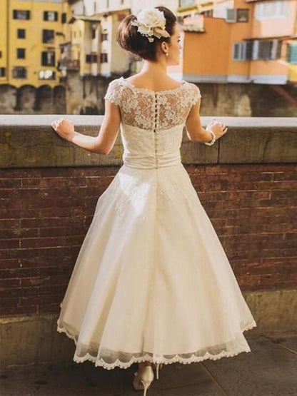 A-Line/Princess Tulle Lace Scoop Short Sleeves Tea-Length Wedding Dresses