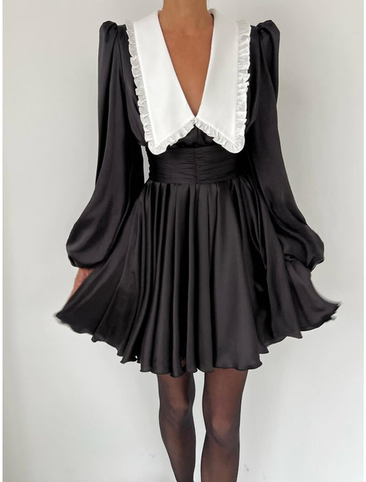 A-Line Homecoming Dresses Vintage Dress Homecoming Short / Mini Black Dress Long Sleeve V Neck Satin with Pleats Ruched Ruffles