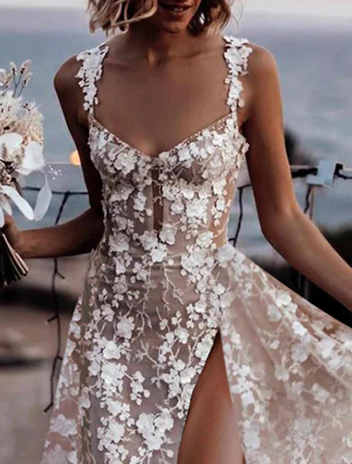 Beach Boho Wedding Dresses A-Line Sweetheart Regular Straps Court Train Lace Bridal Gowns With Appliques Split Front