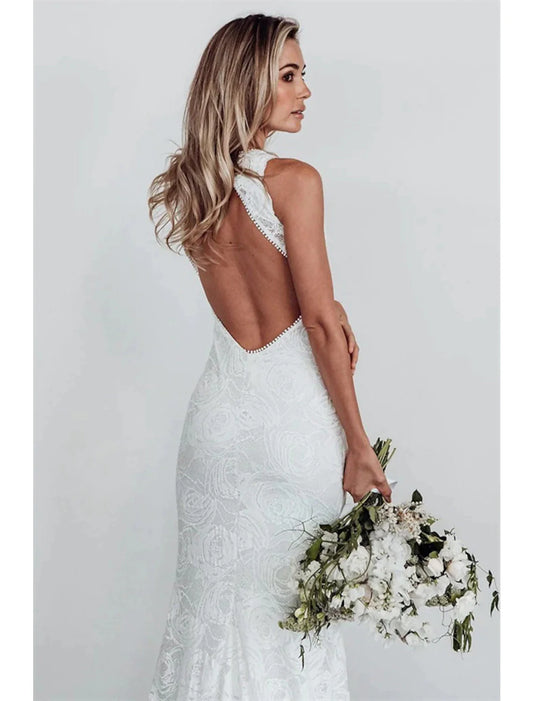 Beach Open Back Boho Wedding Dresses Mermaid / Trumpet Halter Sleeveless Chapel Train Lace Bridal Gowns With Appliques Solid Color