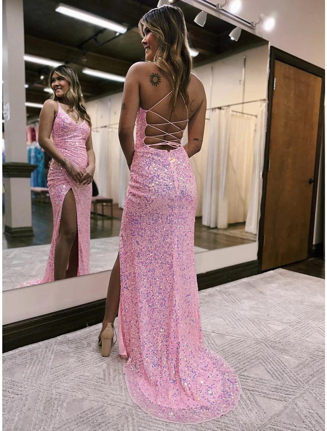 Mermaid / Trumpet Prom Dresses Sparkle & Shine Dress Formal Sweep / Brush Train Sleeveless V Neck Sequined Backless with Sequin Slit