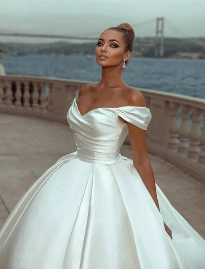 Engagement Formal Wedding Dresses Ball Gown Off Shoulder Cap Sleeve Court Train Satin Bridal Gowns With Ruched