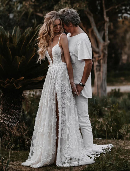 Beach Sexy Boho Wedding Dresses A-Line Sweetheart Camisole Spaghetti Strap Court Train Lace Bridal Gowns With Appliques Split Front