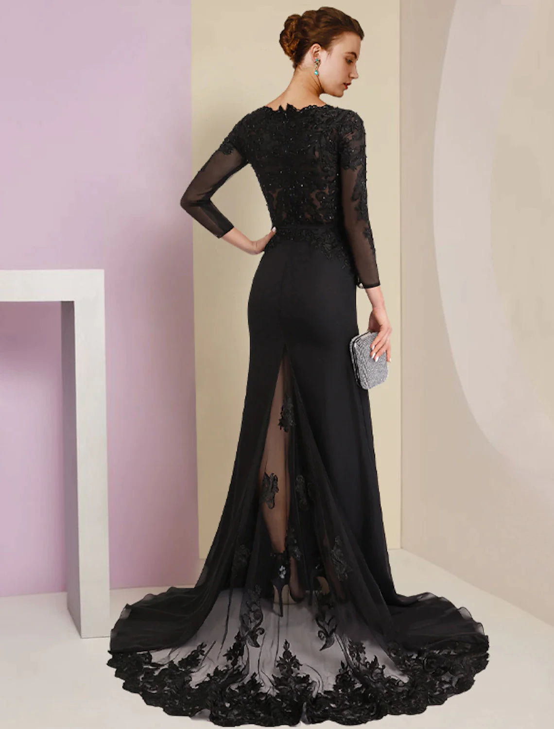 Sheath / Column Mother of the Bride Dress Wedding Guest Vintage Party V Neck Court Train Chiffon Lace Long Sleeve with Sequin