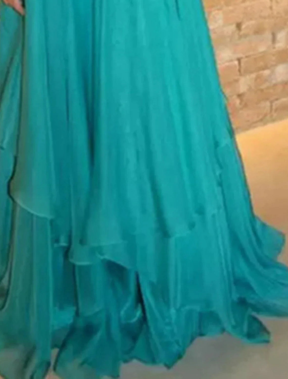 A-Line Evening Gown Tiered Prom Dress Formal Sweep / Brush Train Sleeveless Jewel Neck Chiffon with Rhinestone